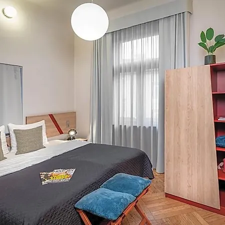 Hotel Art House By Adrez Prag